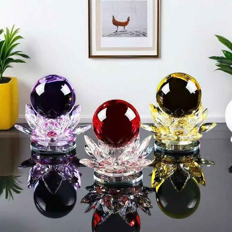Good luck is upon us! This rotating lotus flower and crystal ball decorative item can be used for attracting wealth in the home, at the entrance, in the living room, or for decoration.